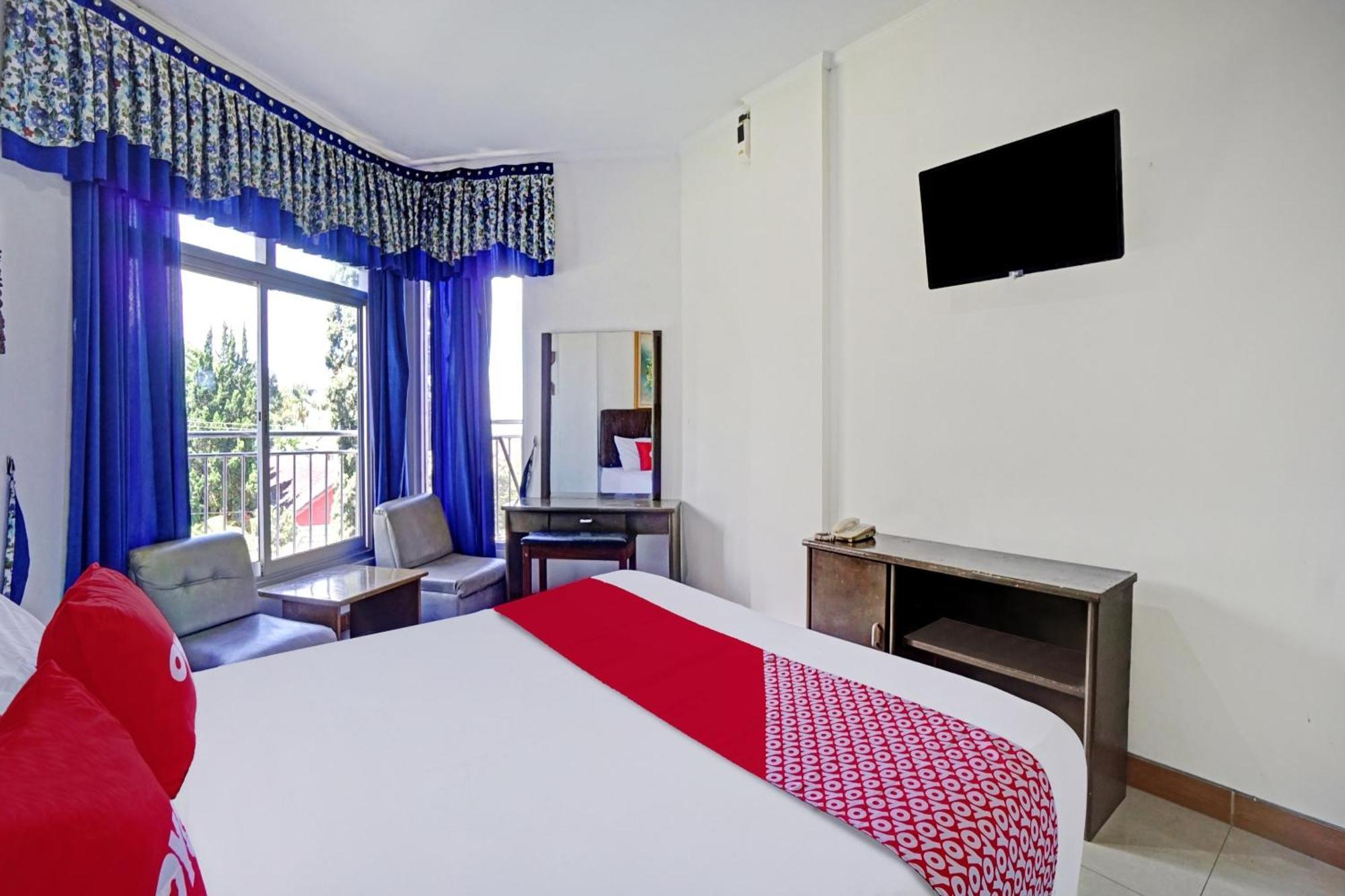 Oyo 90028 Hotel Victory Batu  Ngoại thất bức ảnh
