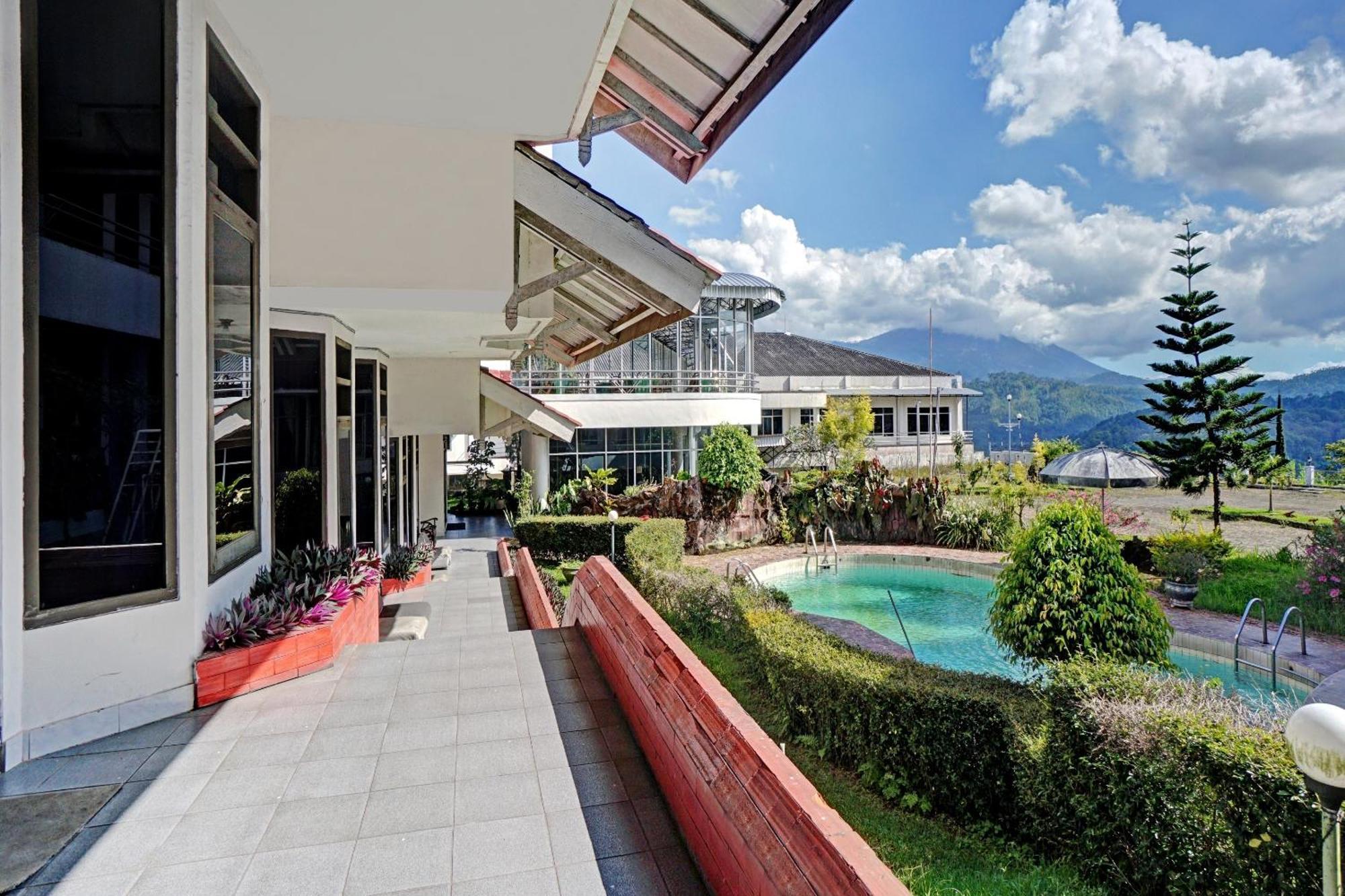 Oyo 90028 Hotel Victory Batu  Ngoại thất bức ảnh
