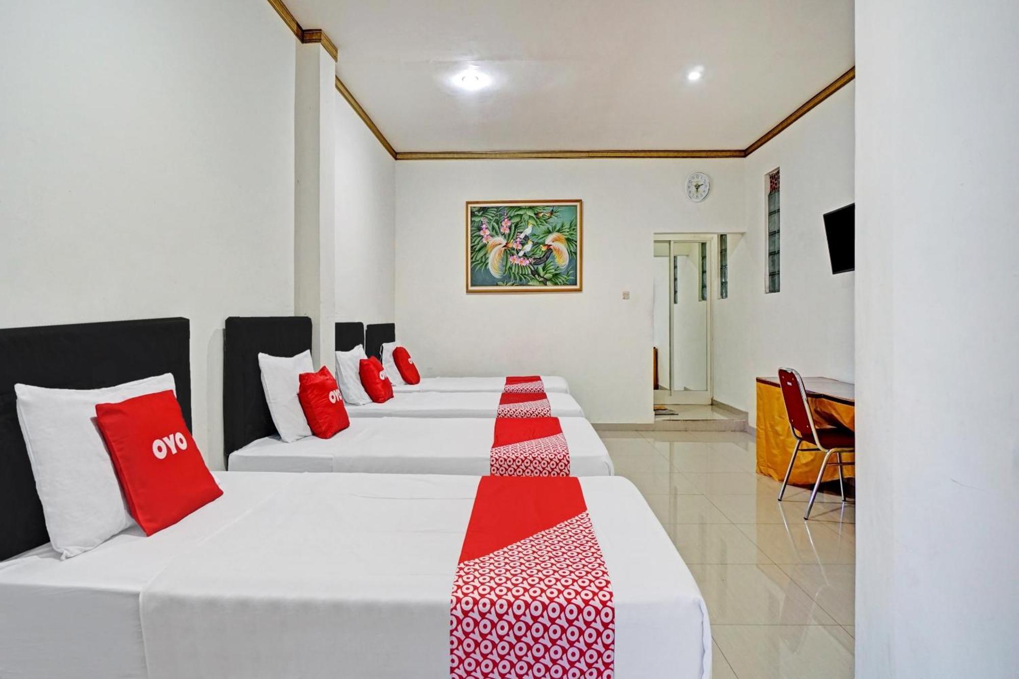 Oyo 90028 Hotel Victory Batu  Ngoại thất bức ảnh
