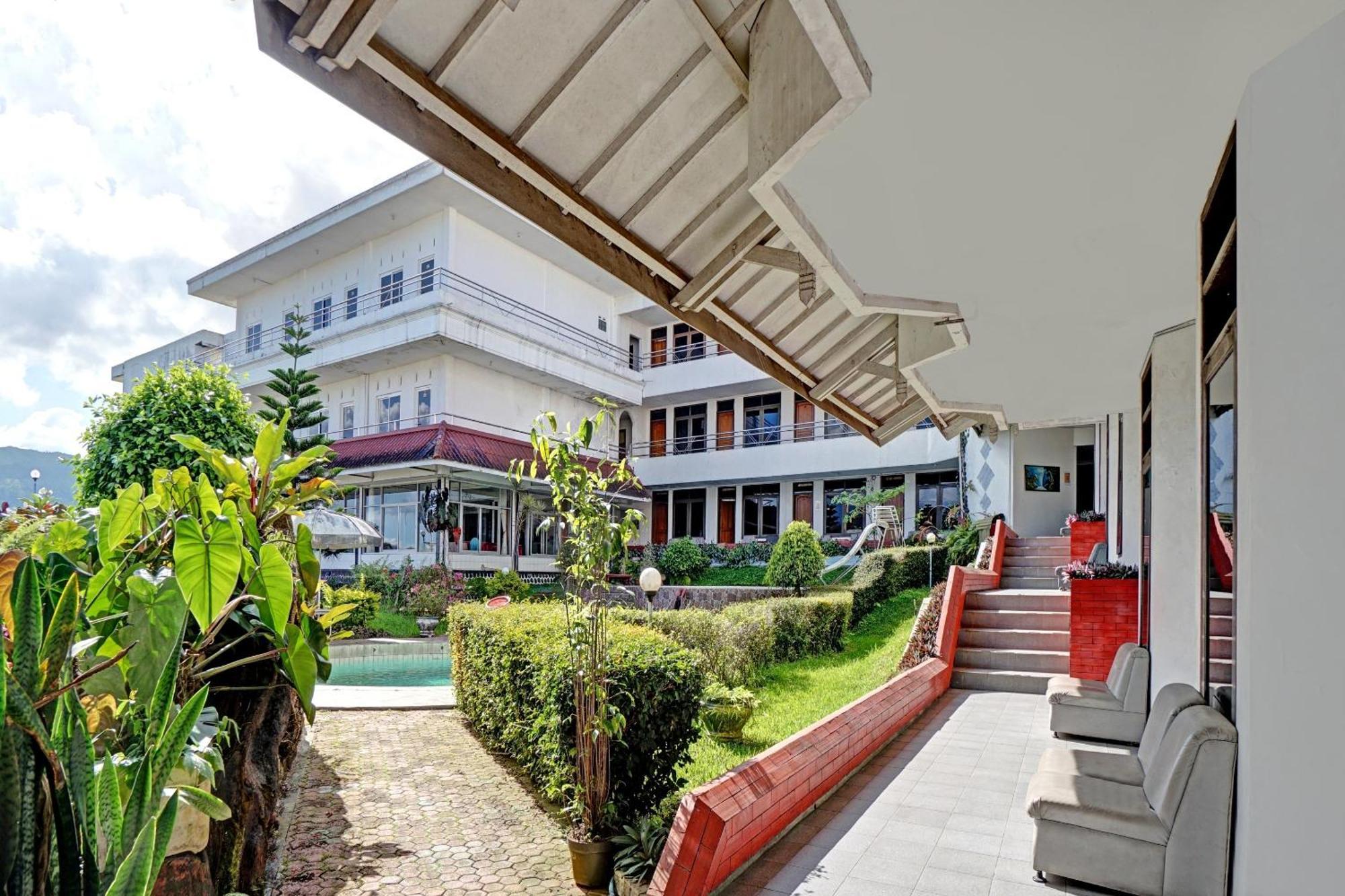 Oyo 90028 Hotel Victory Batu  Ngoại thất bức ảnh